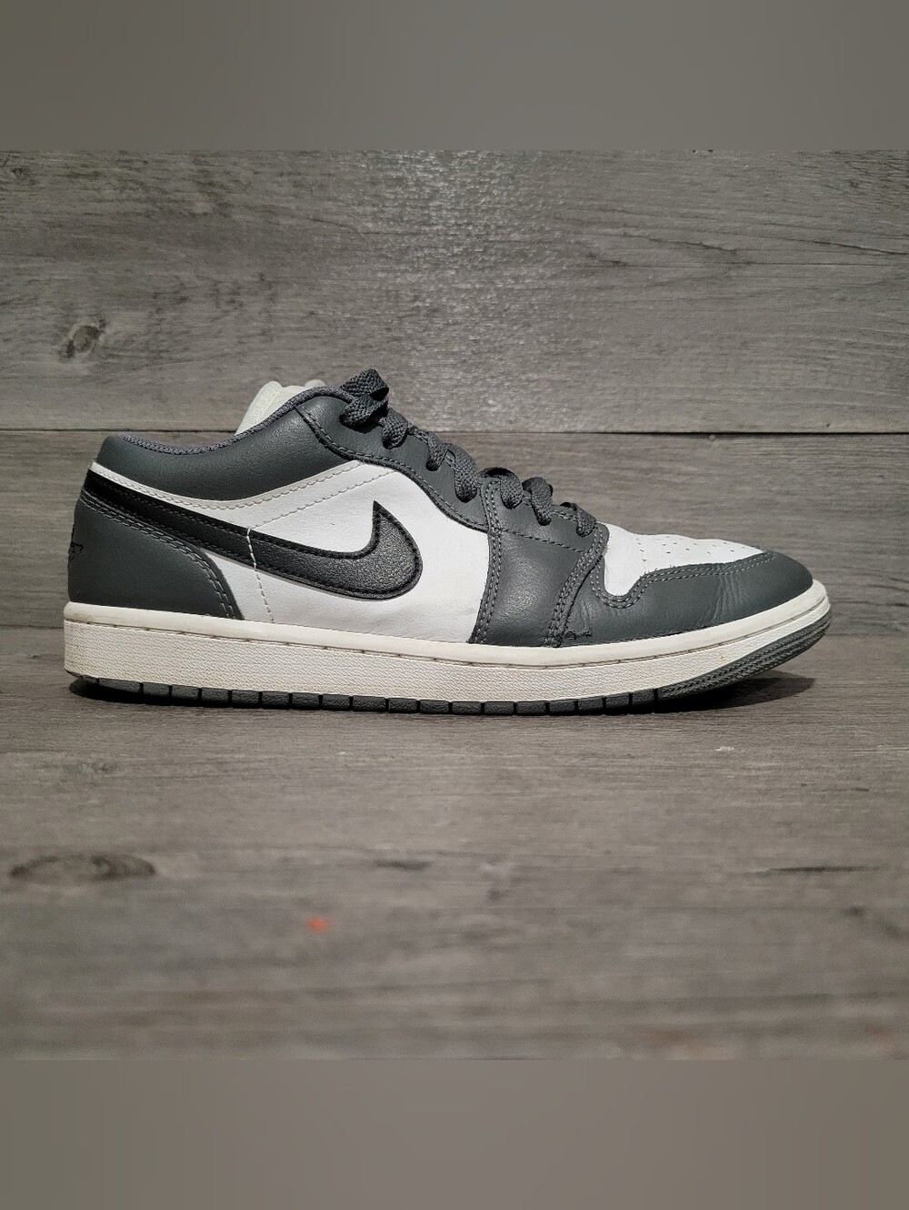 Jordan Retro 1 Low Mens Size 8.5 Iron Grey Shoes 553558-152